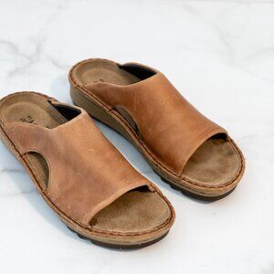 Naot Sandals Womens 37 Size  Tan Rome Casual Comfort Slip On Wedge Slide Leather